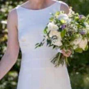 J Crew elegant wedding dress. Ivory. Size 6.
